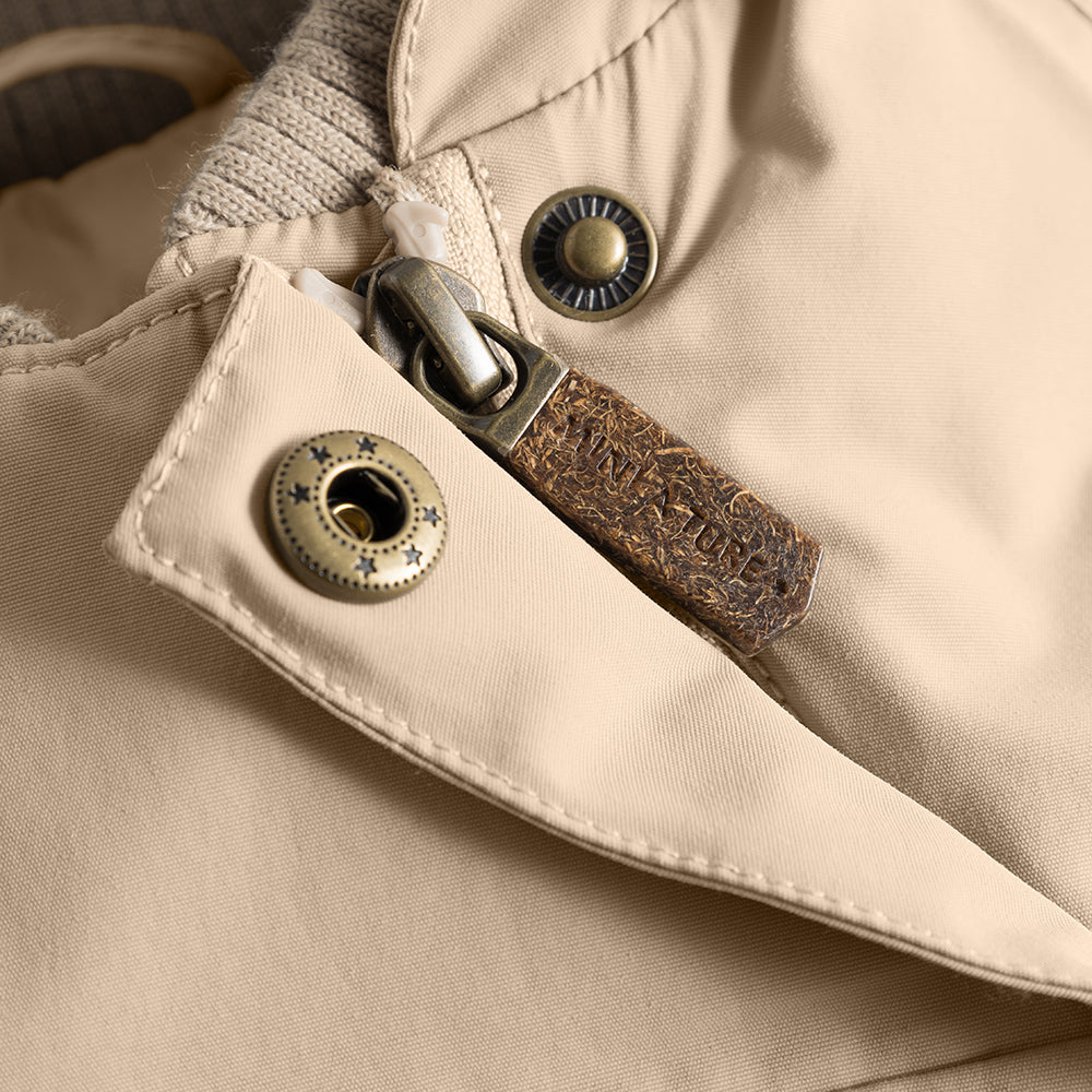 MATWANG Winterjacke mit Fleecefutter und Fellbesatz. GRS