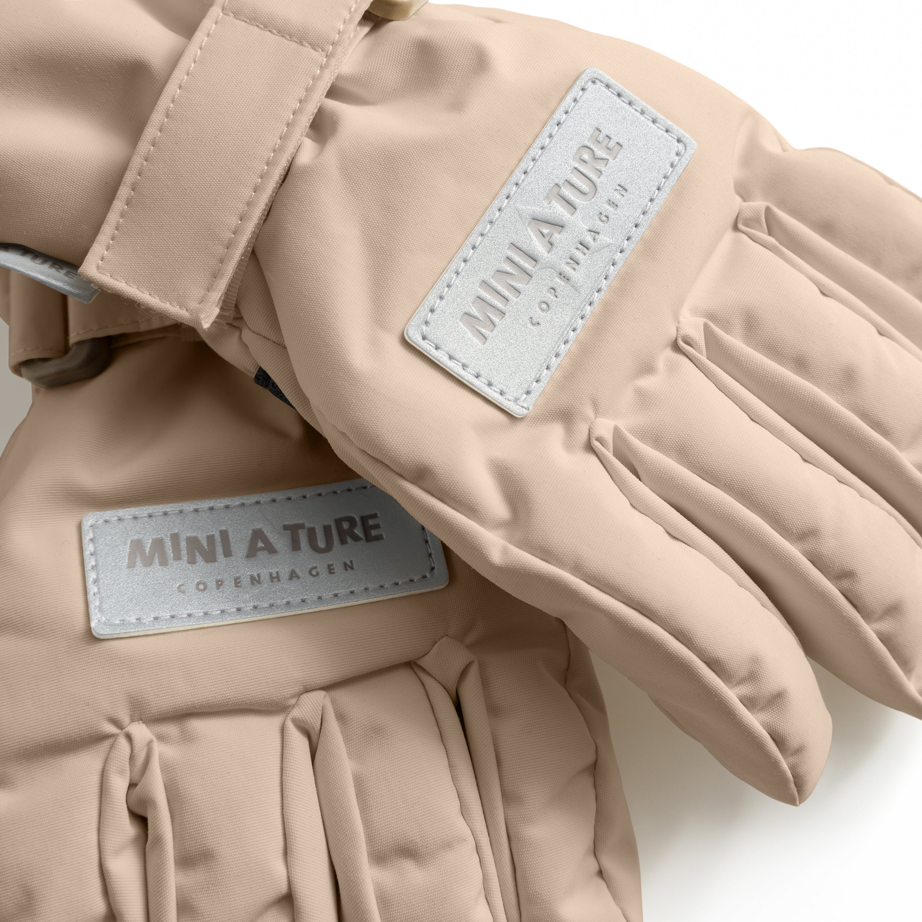 MATCELIO gloves