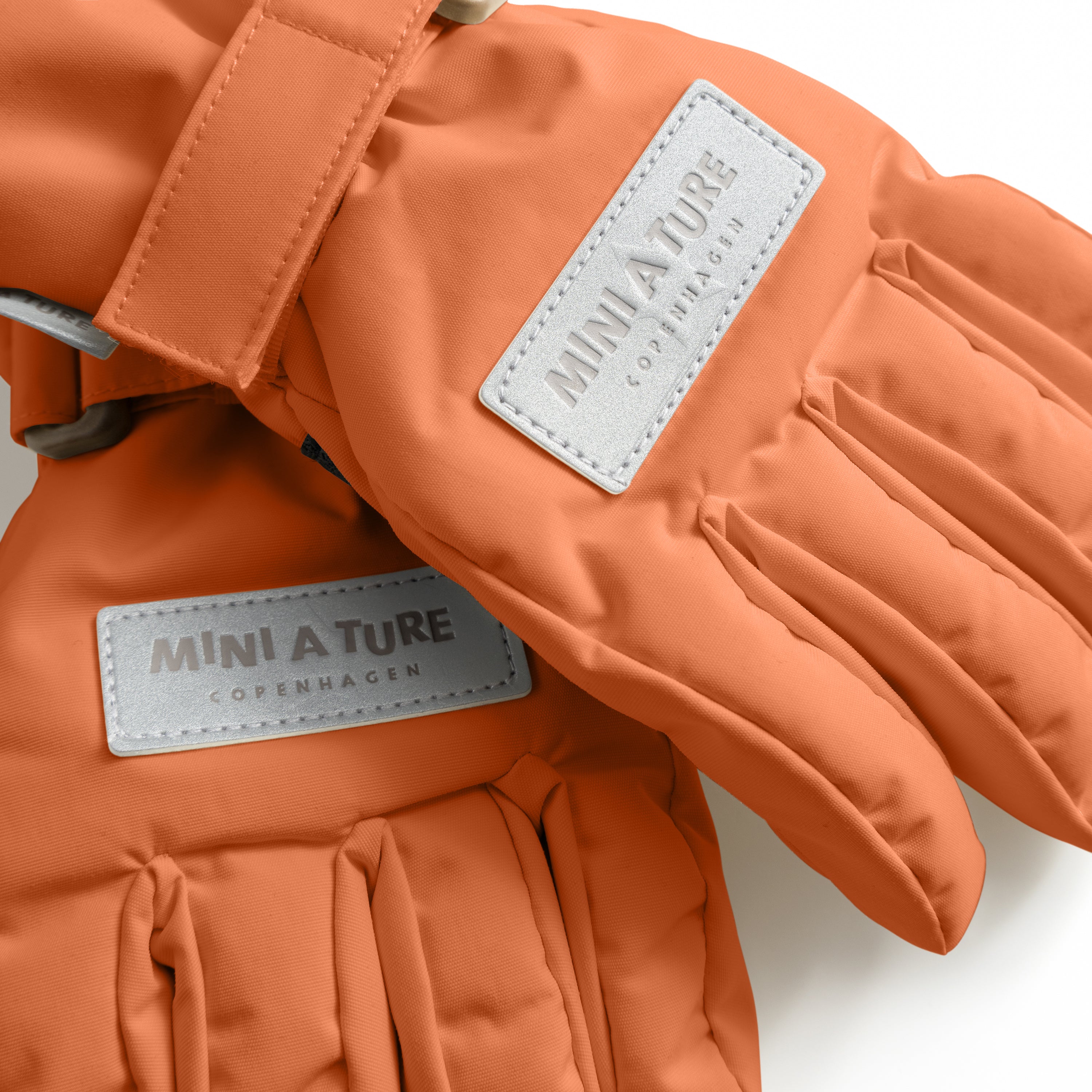 MATCELIO gloves