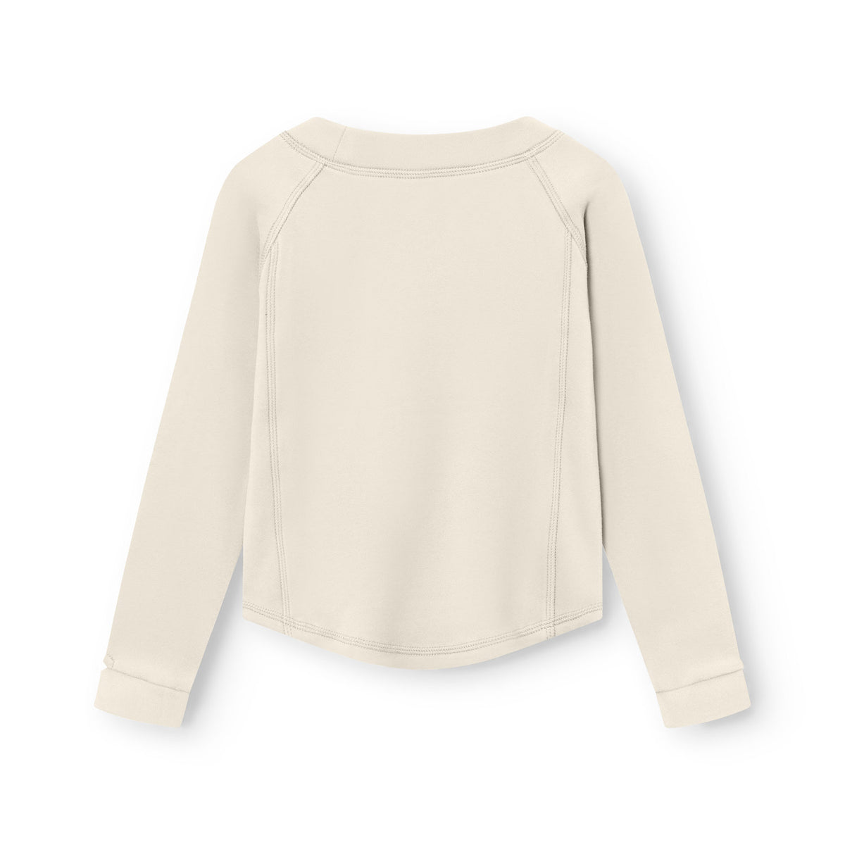 Rückansicht des MATLENIE Fleece-Langarmshirts in Creme mit deutlich erkennbaren Raglan-Nähten, breitem Rundhalsausschnitt und gerundeter Saumführung, flach auf weißem Hintergrund ausgelegt.