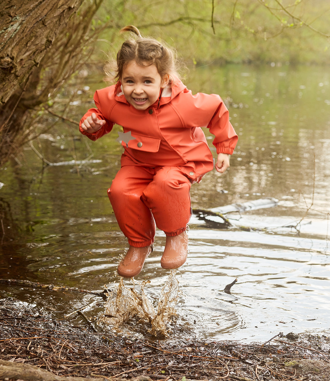 MINI A TURE - Certified childrens outerwear. Wind- and waterproof
