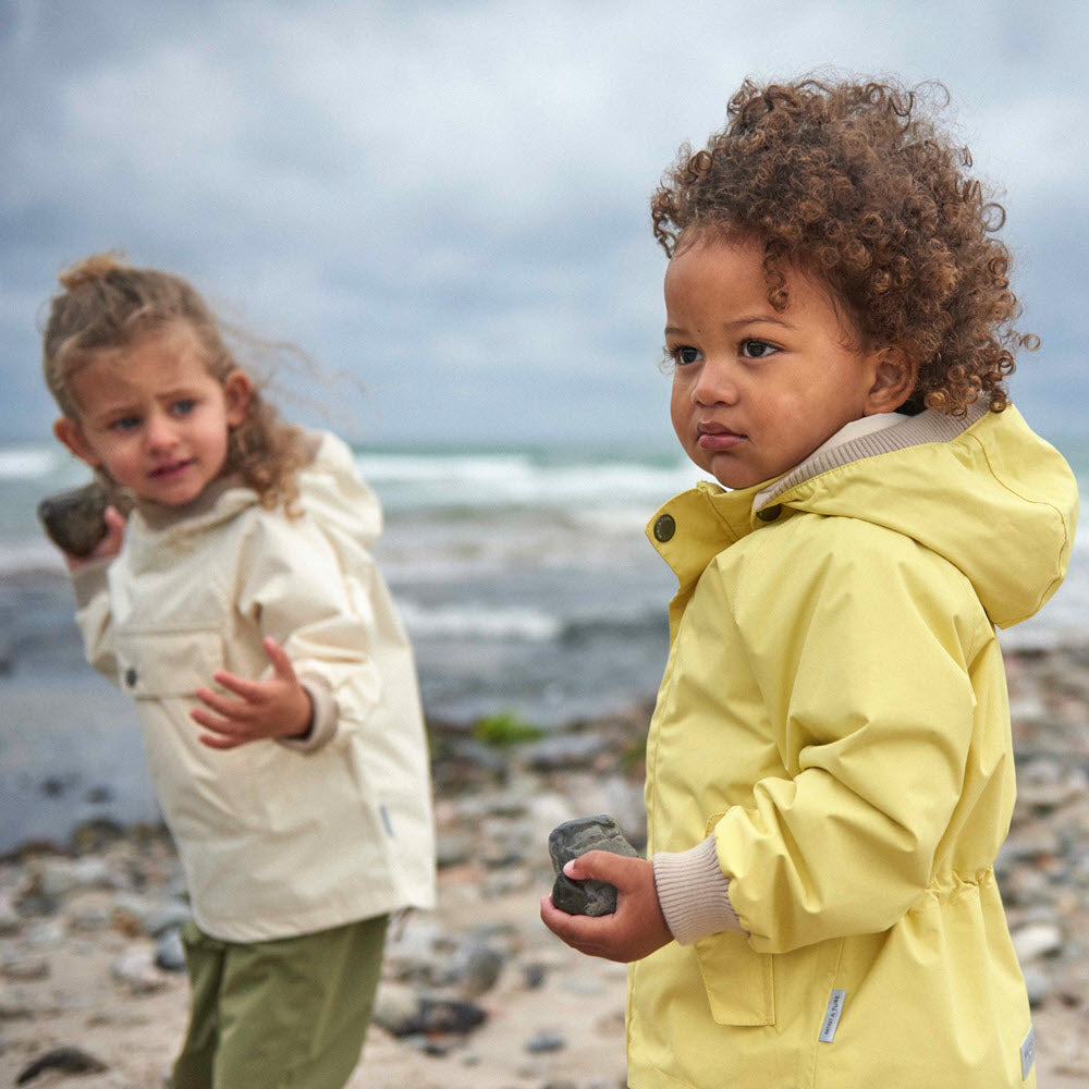 MINI A TURE - Certified childrens outerwear. Wind- and waterproof